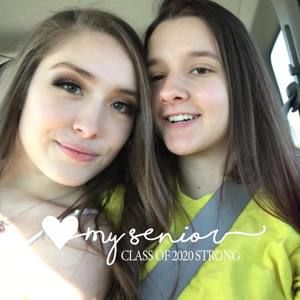 Meet your Posher, Danielle